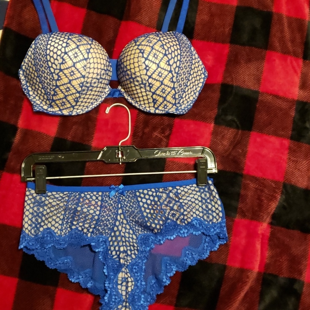 Bombshell Plunge Bra & Panty VS